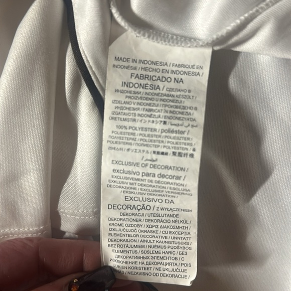 White Button Up SD Shirt NWOT size L - Picture 4 of 6